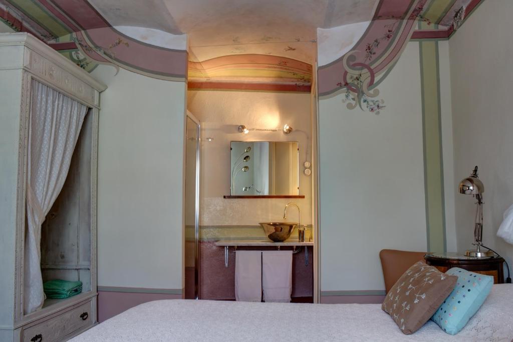 Dimora San Sebastiano Bed & Breakfast Neive Bagian luar foto